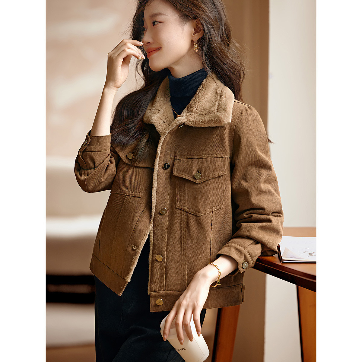 (Mới) Mã K2686 Giá 990K: Áo Khoác Nữ Qityre Hàng Mùa Xuân Thu Đông Dày Ấm Thời Trang Nữ Chất Liệu Jean Bò G03 Sản Phẩm Mới, (Miễn Phí Vận Chuyển Toàn Quốc).