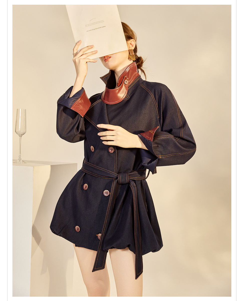 Áo khoác dáng trench denim phối chỉ tương phản cổ bẻ thắt eo dài trung — Xanh navy (giao hàng trong 7 ngày)