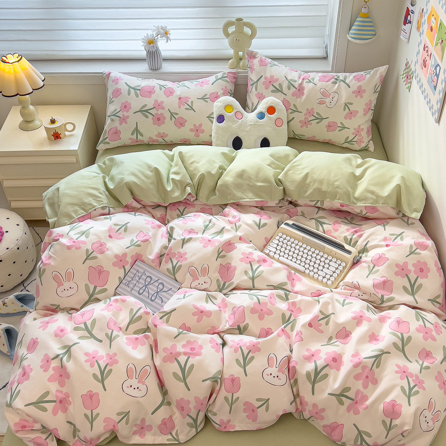 Autumn and Winter Thickeneded Cotton Four-Piece Set Ins Naked Sleeping Pure Cotton Bed Bed Sheets Quilt Cover Class a Dormitory Bed Brushed Three-Piece Set