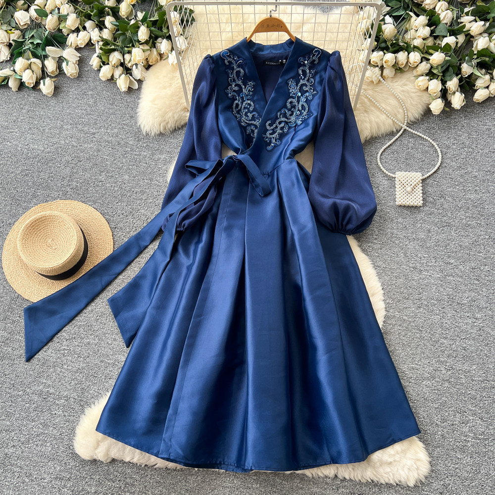 Elegant V Neck Embroidered Dress Lightweight Fabric Long Sleeves Waist Tie A Line Silhouette Summer Occasion