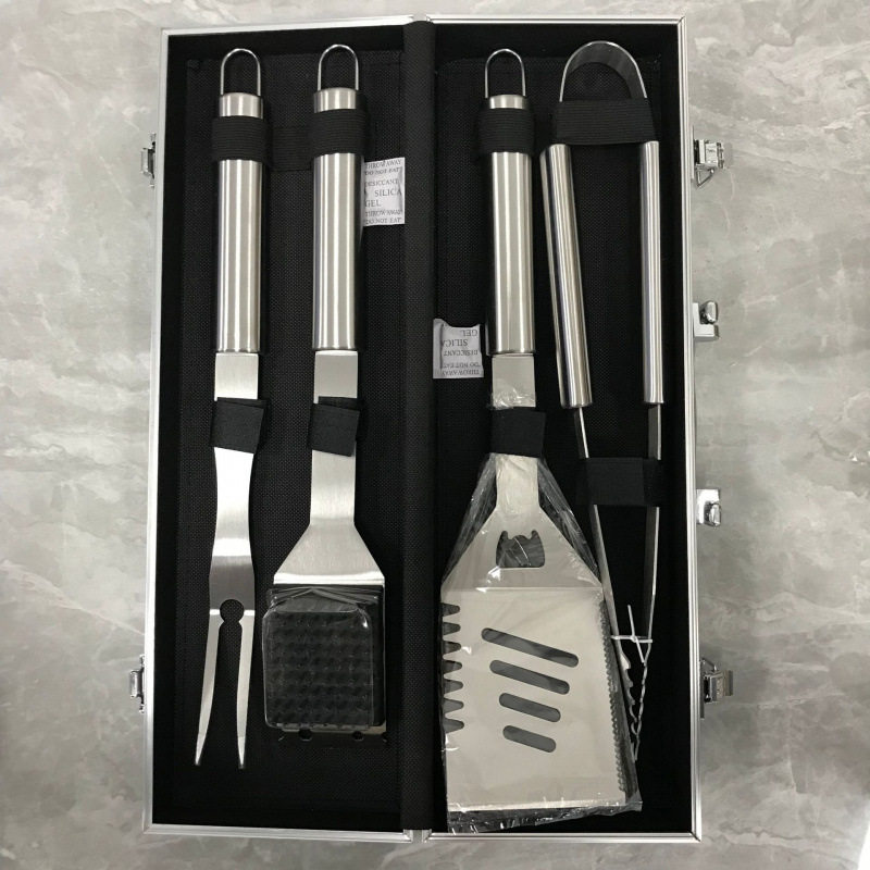 On the new stainless steel baking tool aluminum box suit baking tool combination fork shovel clip camping baking tool BBQ suit