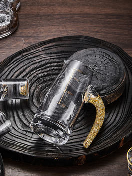 ♔ 2025 New Model Crystal Gold Foil White Wine Cup Set for Home Use, Including Shot Glasses and Wine Dispenser, Light Luxury High-End