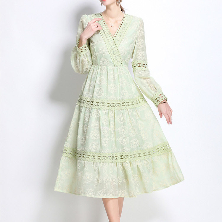 French Court Style Floral Lantern Sleeve Dress Hollow Out V Neck Elegant Long Gown Spring Fashion Wholesale