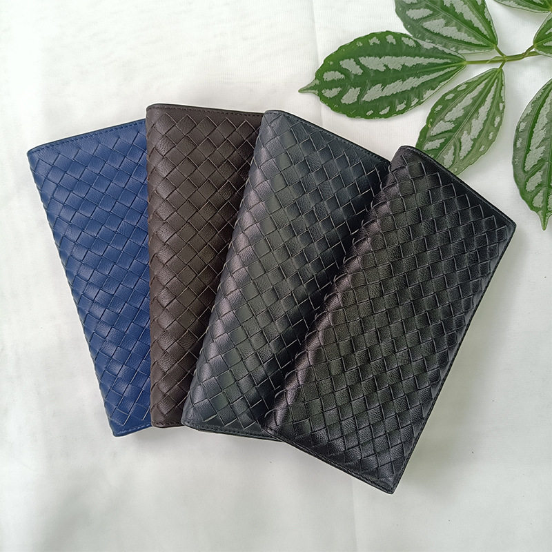 Factory wholesale men's and women's leather hand-woven long wallet sheepskin lightweight wallet large capacity card holder