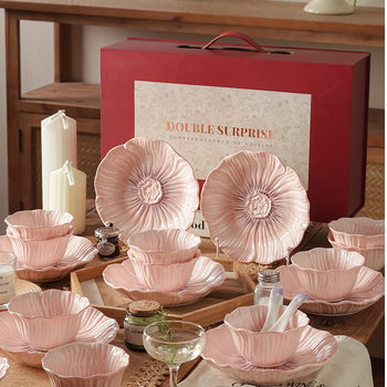 Wedding Gifts for Newlyweds, High-End and Practical Gifts for Besties, Tableware Sets for Brides, Wedding Boxes, Engagement Gifts