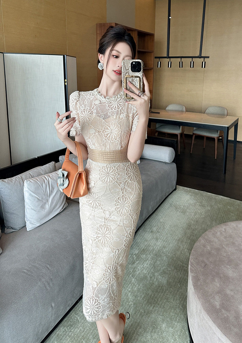 Đầm ren ôm body nữ cổ tròn tay ngắn dáng midi — [Màu hồng đào] chi tiết 5