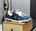 Dark blue denim print