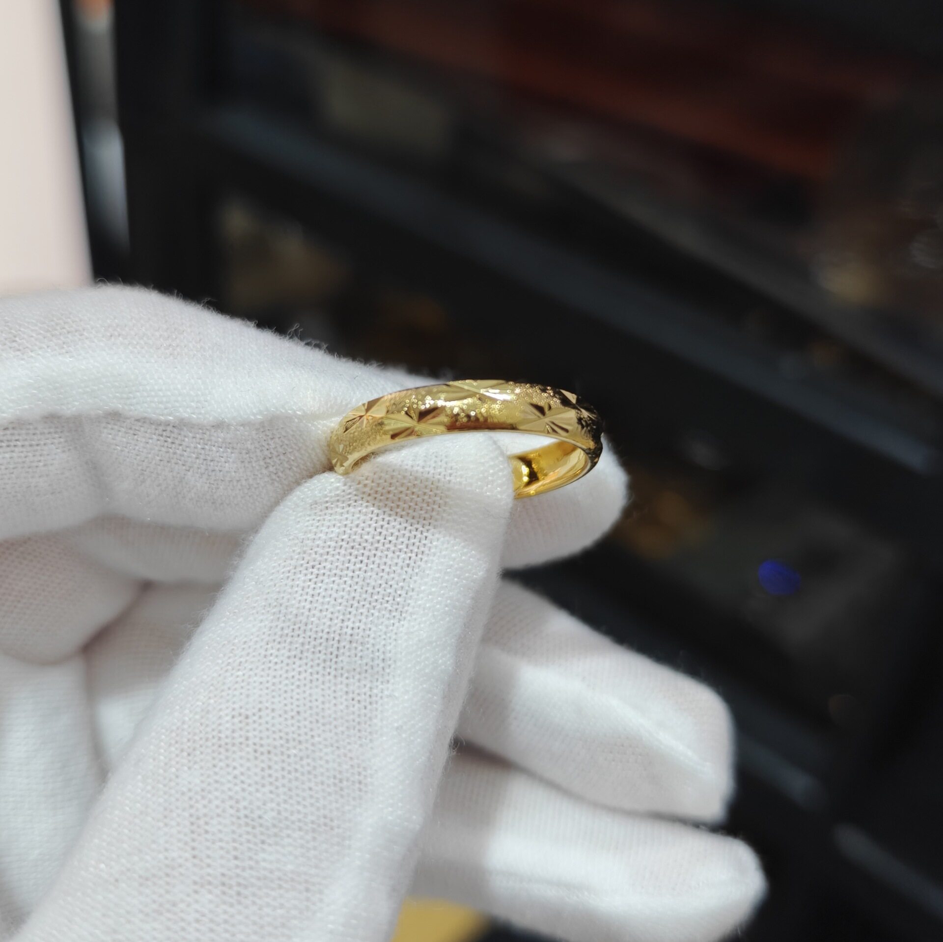 越南沙金戒指情侣男女士久不掉色开口光面铜合金素圈仿黄金戒指环