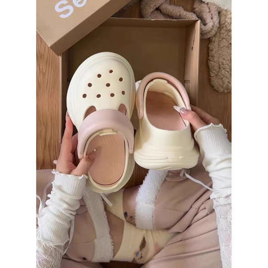 9018 Hole Shoes