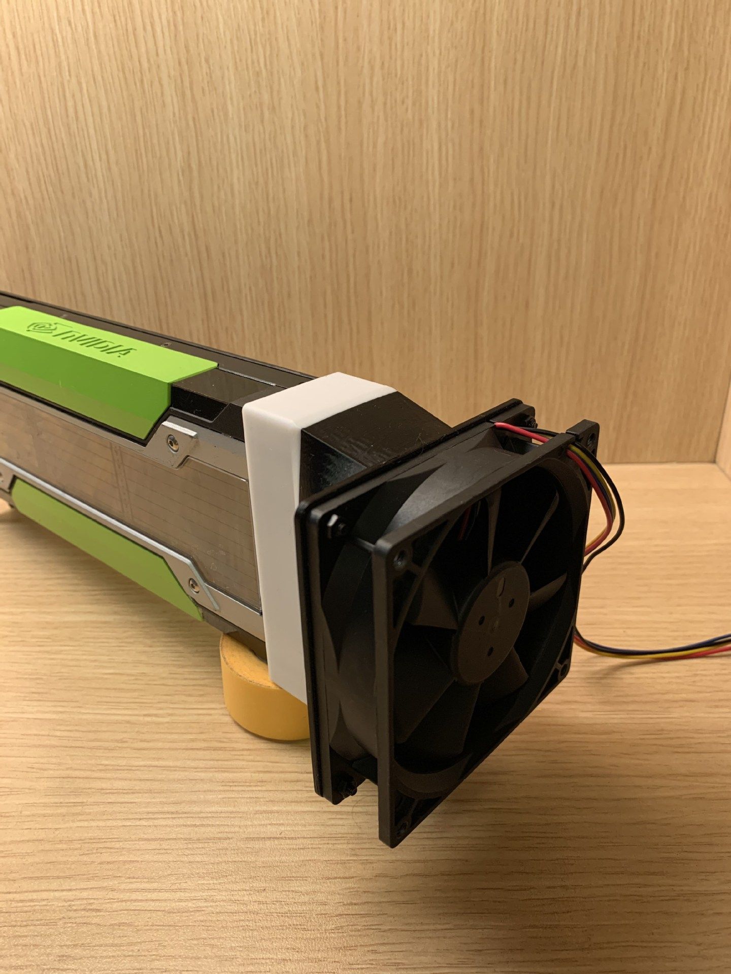 การ์ดกราฟิก Nvidia Tesla V100 P40 P100 M40 ชุดพัดลมระบายความร้อนแบบแอคทีฟปรับแต่งได้ ขนาด 9 ซม.