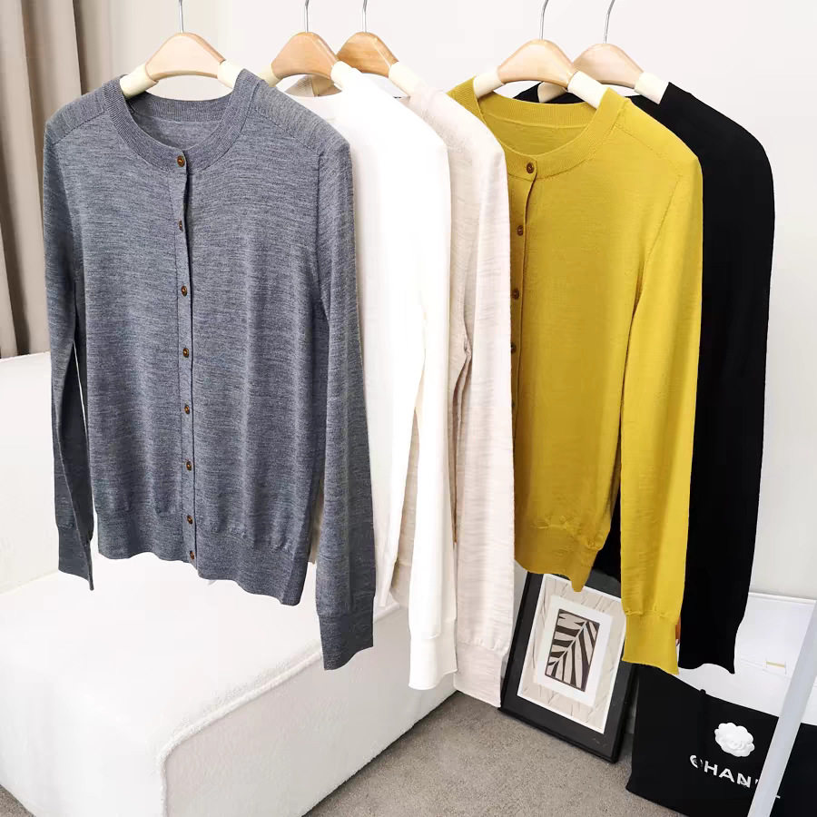 Germany Yangzi yarn 100% merino wool knitted round neck card...