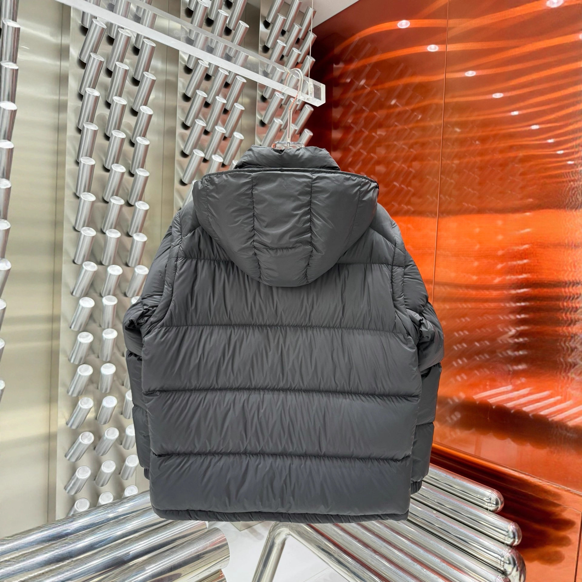 P Home Detachable Sleeve Two-Way down Jacket Unisex Hooded down Jacket High Version in Stock