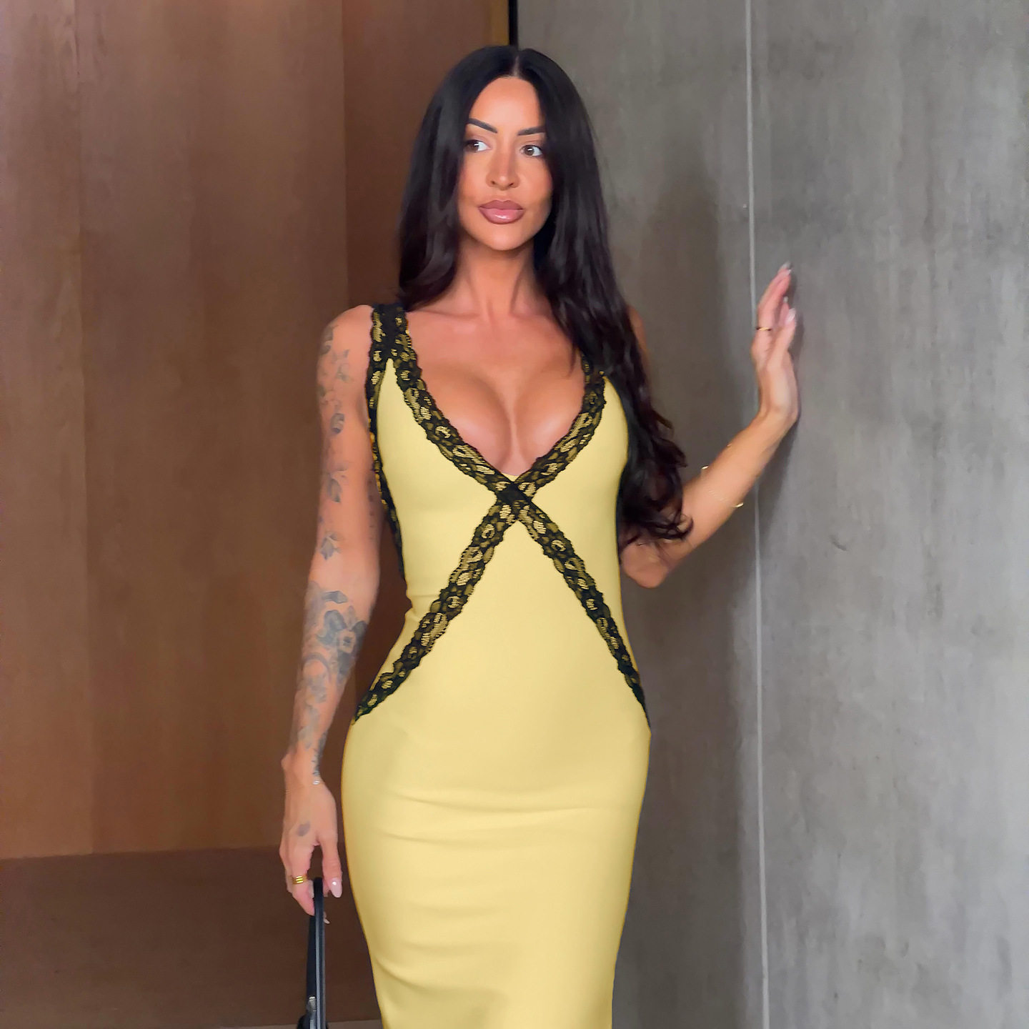 Elegant Womens Summer Dress Lace Trim V Neck Bodycon Fit Perfect for Parties and Special Occasions Wholesale