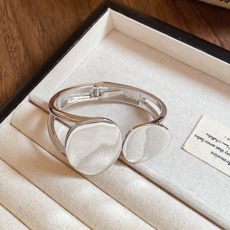 欧美跨境简约时尚手镯臂环小众冷淡风气质手环高级感百搭手饰批发