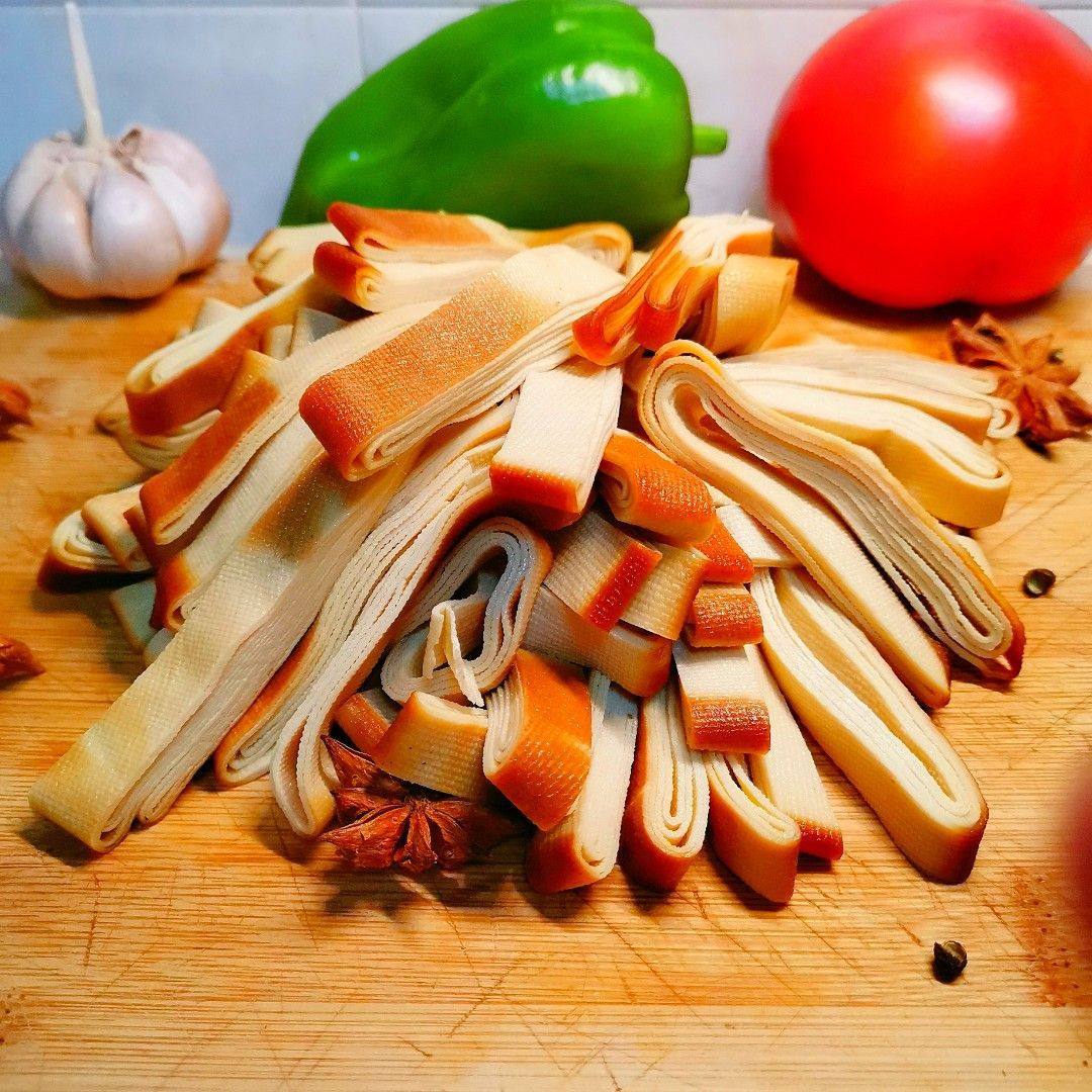 Northeastern Dried Tofu Rolls, Smoked and Marinated Delicacies, Ready-To-Eat Smoked Tofu Rolls, Spiced Bean Rolls, Braised Smoked Dried Tofu Rolls