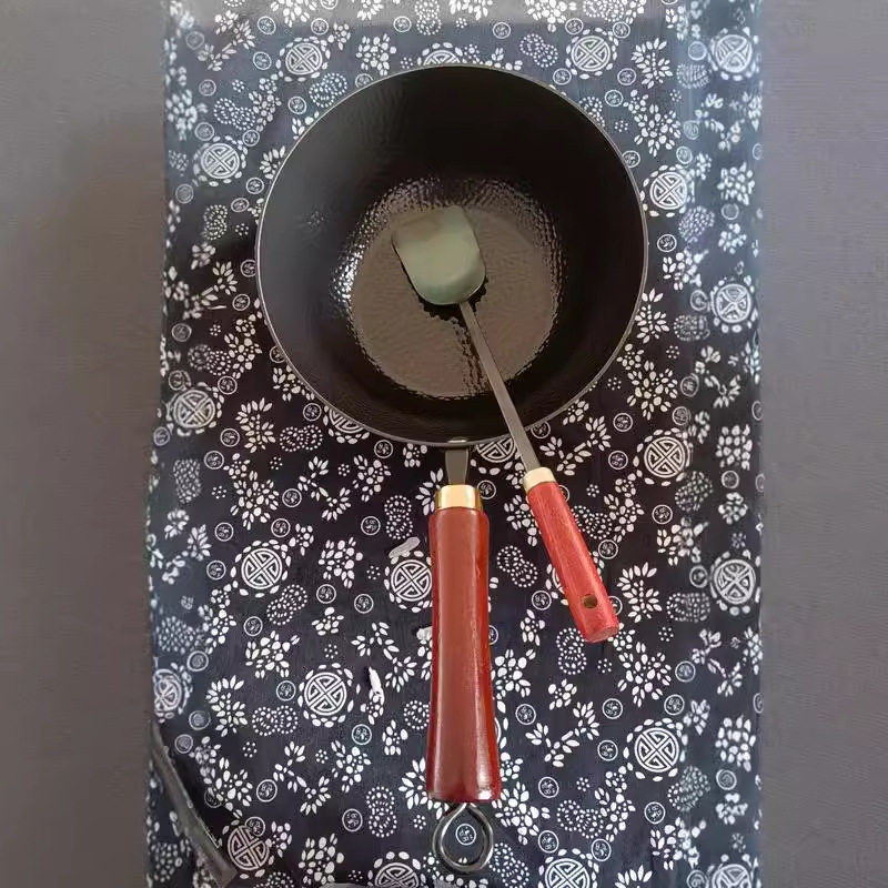 Household Kitchen Cooking Thickened Shovel Frying Shovel Wooden Handle Integrated Anti-scald Shovel Household Cookware suit