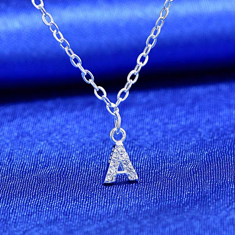 26 English Alphabet Necklace Square Full Diamond Crystal Light Luxury Niche High-End Clavicle Surname Pendant Necklace Wholesale