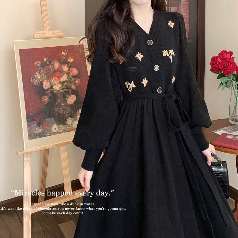 (Mới) Mã K1212 Giá 940K: Váy Đầm Liền Thân Dáng Dài Nữ Gutdo Big Size Ngoại Cỡ Hàng Mùa Xuân Thu Đông Họa Tiết Hoa Cổ Chữ V Thời Trang Nữ Chất Liệu G03 Sản Phẩm Mới, (Miễn Phí Vận Chuyển Toàn Quốc).