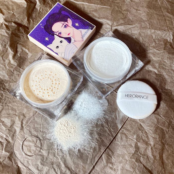 Herorange Painting Series Loose Powder Setting Powder Women's Long-Lasting Concealer Oil Control Waterproof and Sweatproof Not Easy to Remove Makeup