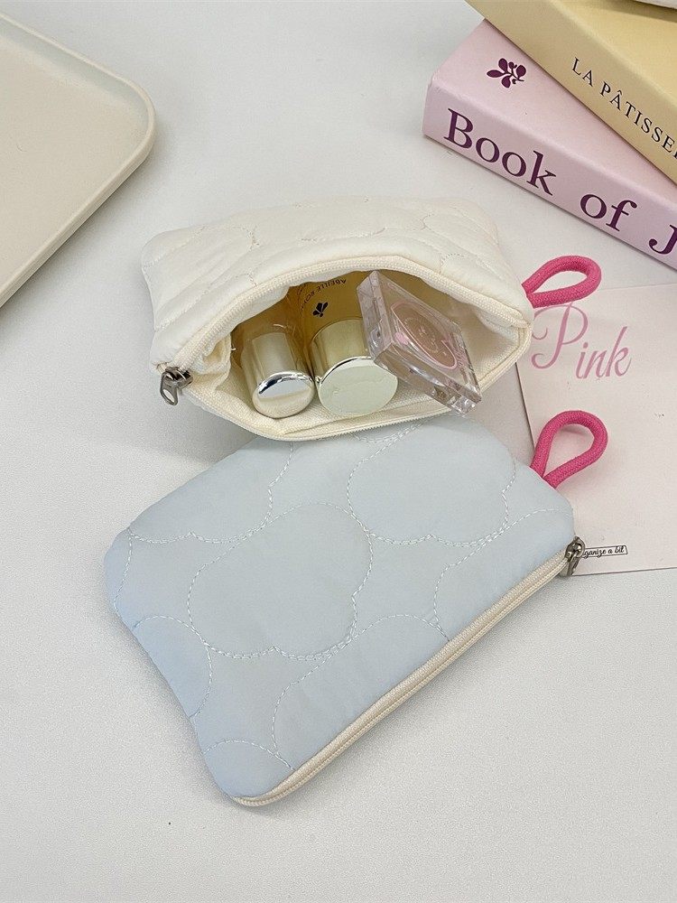 5951 Quilted Cloud Coin Storage Bag Student Portable Headphone Bag Cosmetic Storage Bag Coin Purse