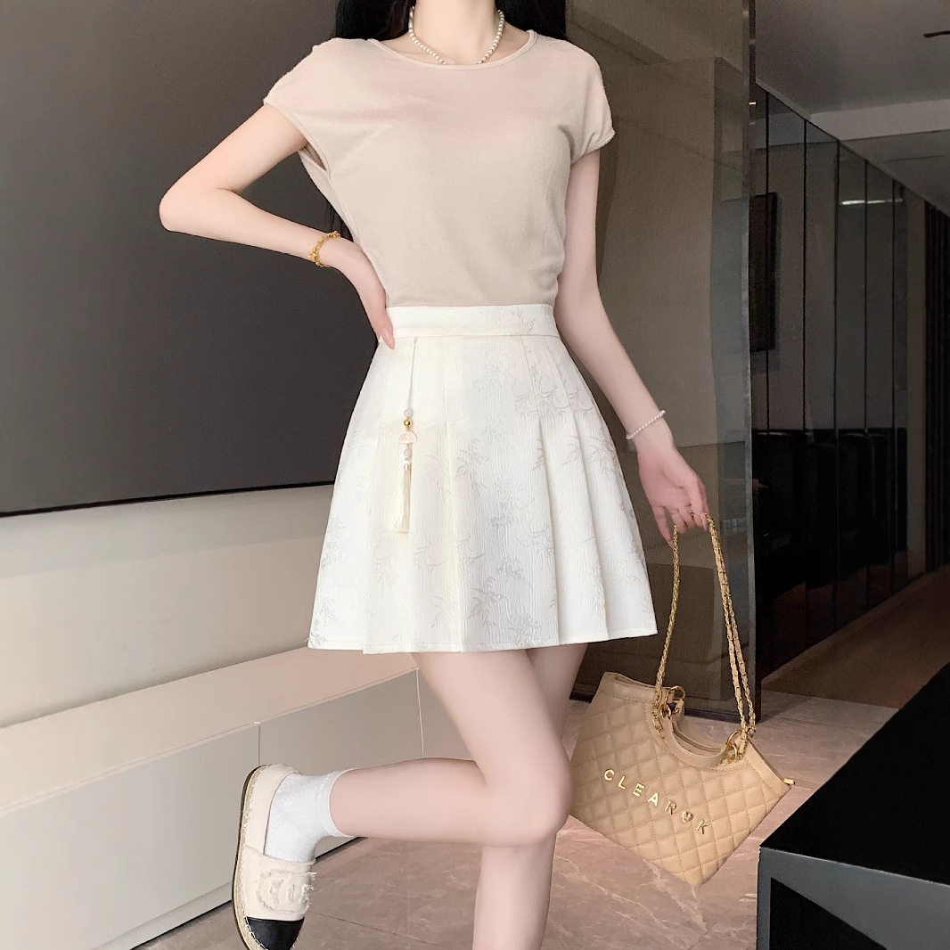 Chinese-Style Jacquard Pleated Skirt, A-Line Skirt for Petite Women, Slimming Short Skirt, Elegant High-Waisted Skirt