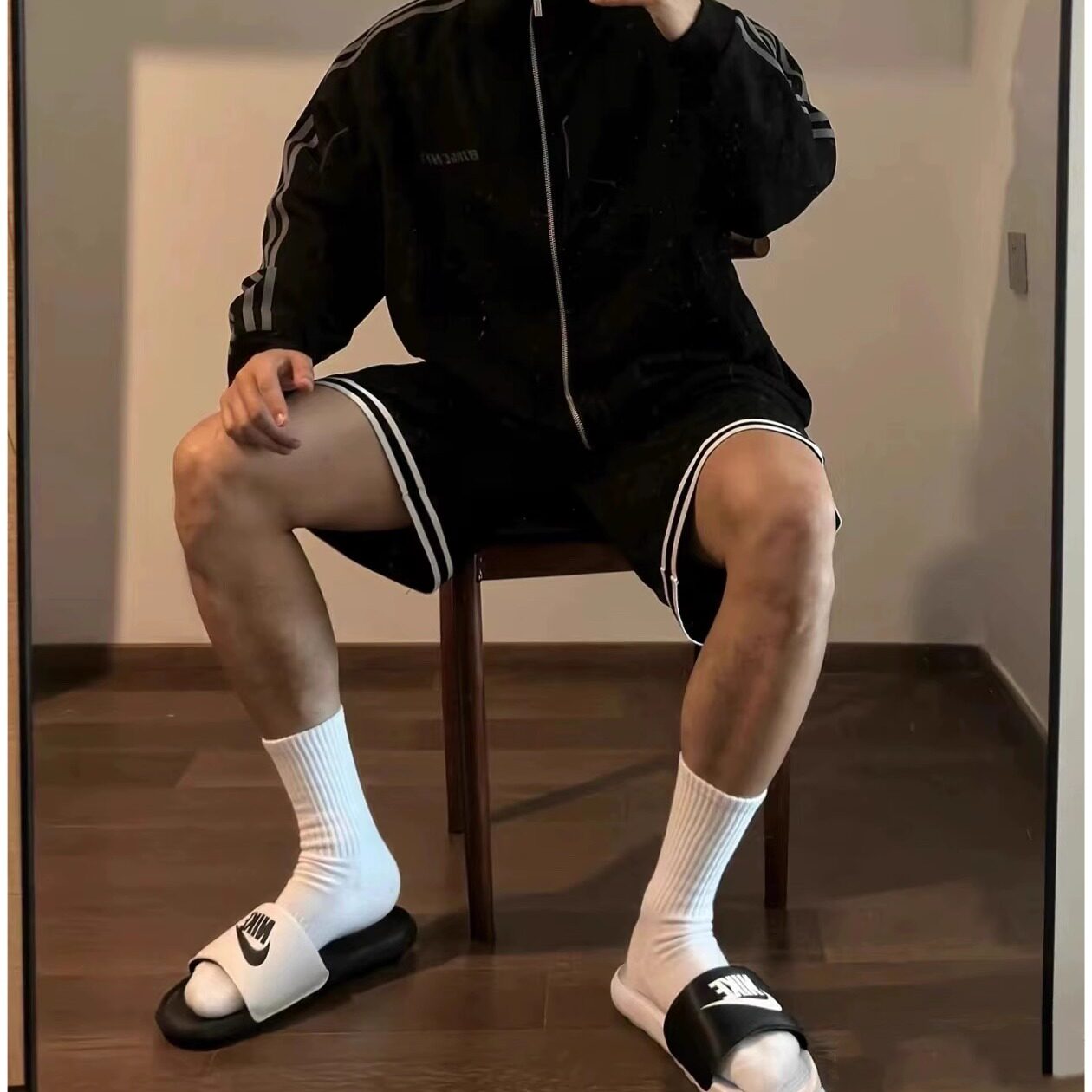 白色袜子男士春秋中筒袜女款纯棉吸汗运动袜篮球袜加厚毛巾底长袜