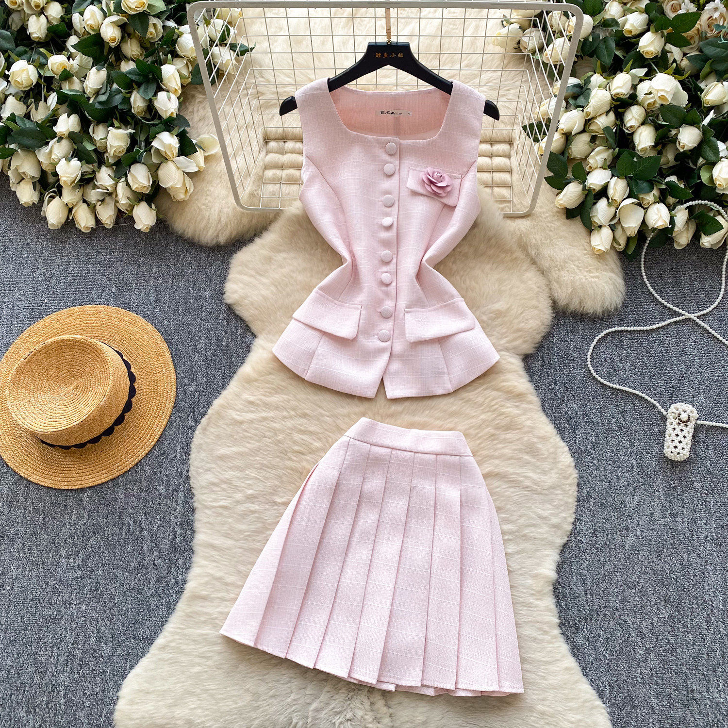 Chic Sleeveless Vest and Pleated Skirt Set Lightweight Versatile Elegant Summer Casual Outfit Wholesale Available