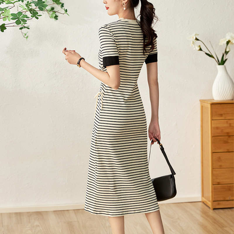 (Mới) Mã L1965 Giá 1810K: Váy Đầm Liền Thân Nữ Shtdpi Áo Len Ngắn Tay Thời Trang Nữ Chất Liệu G05 Sản Phẩm Mới, (Miễn Phí Vận Chuyển Toàn Quốc).