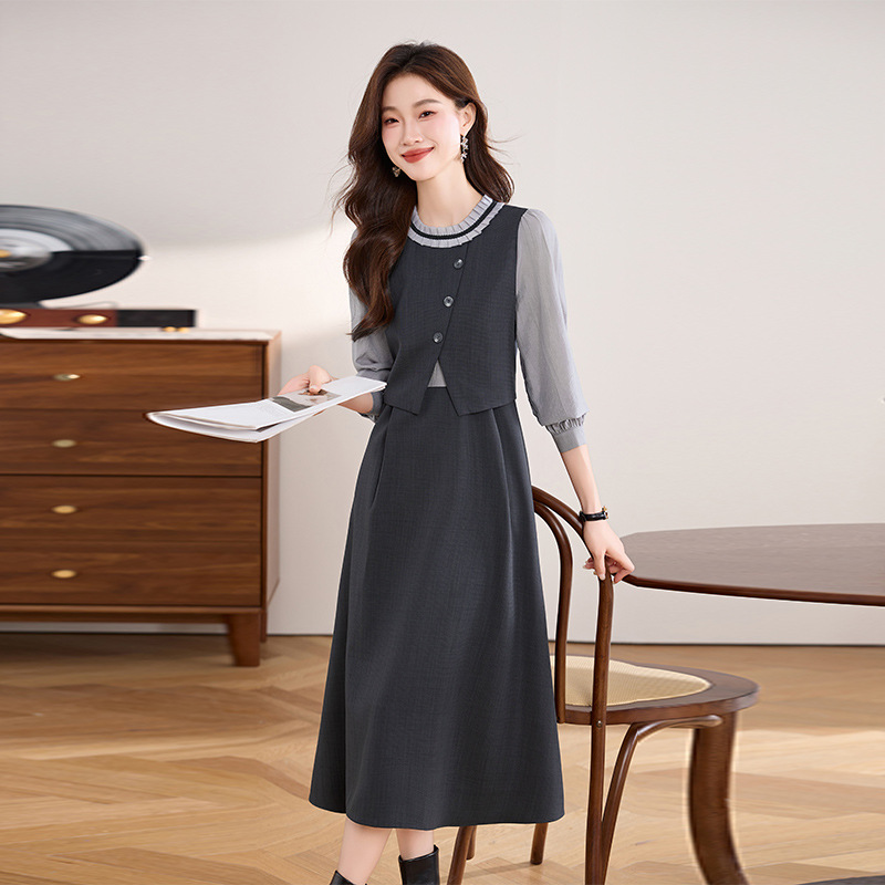 (Mới) Mã L3777 Giá 1780K: Váy Đầm Liền Thân Nữ Wotdyi Cả Bộ 2 Món Hàng Mùa Xuân Thu Đông Trông Trẻ Hơn Tuổi Thời Trang Nữ Chất Liệu G05 Sản Phẩm Mới, (Miễn Phí Vận Chuyển Toàn Quốc).