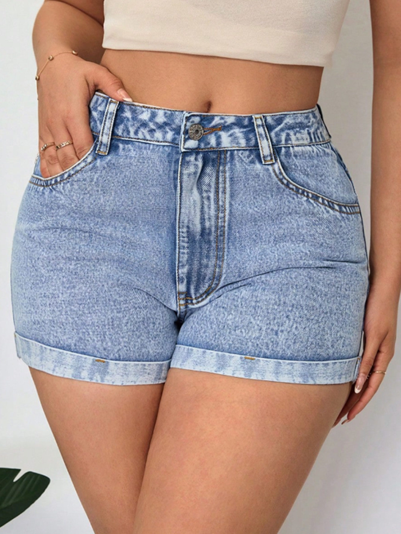 High Waisted Womens Denim Shorts Soft Fabric Trendy Style Comfortable Fit Summer Casual Wear Wholesale Available