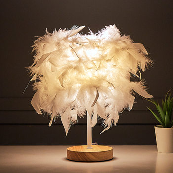 Creative Nordic Table Lamp High-grade Light Luxury Feather Lamp Wedding Room Decorative Internet Famous Ins Girl Heart Bedroom Bedside Lamp