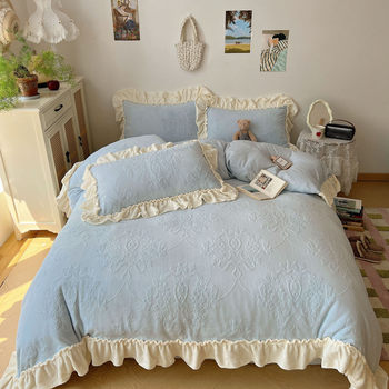 Class a Fully Matte Milk Velvet New French-Style Milk Velvet Four-Piece Set, Warm and Thick with Three-Dimensional Embossed Bed Sheet for Students