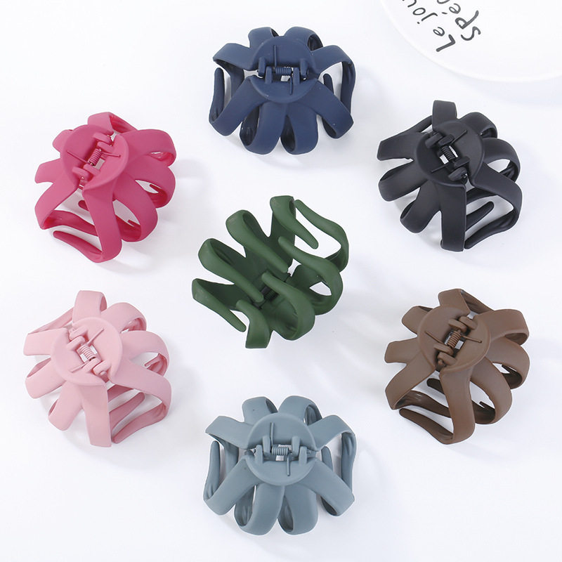 Meatball head grabber fluffy artifact female bun hair bud he...