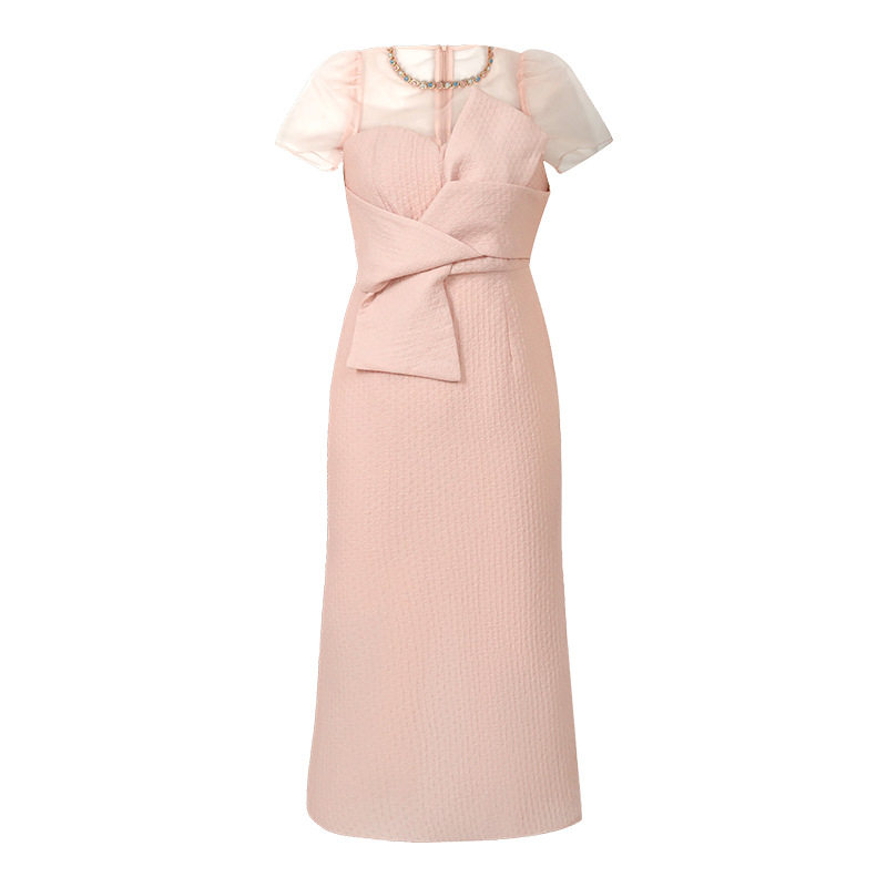 Đầm suông midi tay ngắn cổ tròn họa tiết nơ hồng fuchsia — [Hồng nhạt]