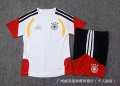 26-27 german white short-sleeved suit