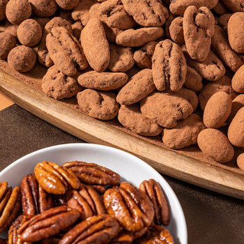 Pure Cocoa Butter Almond Hazelnut Sandwich Nut Chocolate Beans/Chocolate Dirty Bean Snacks