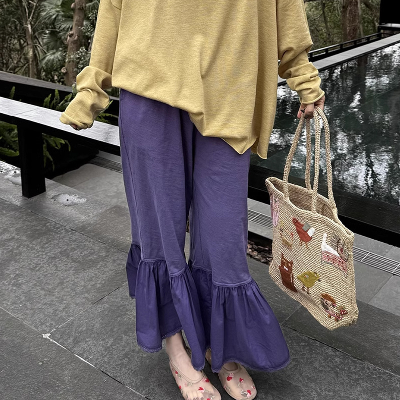 Quần ống loe nữ cạp chun viền ren phối bèo, dáng lửng 9 tấc tôn dáng — Màu nâu Mocha, Màu xám sương mù, Tím tử đằng