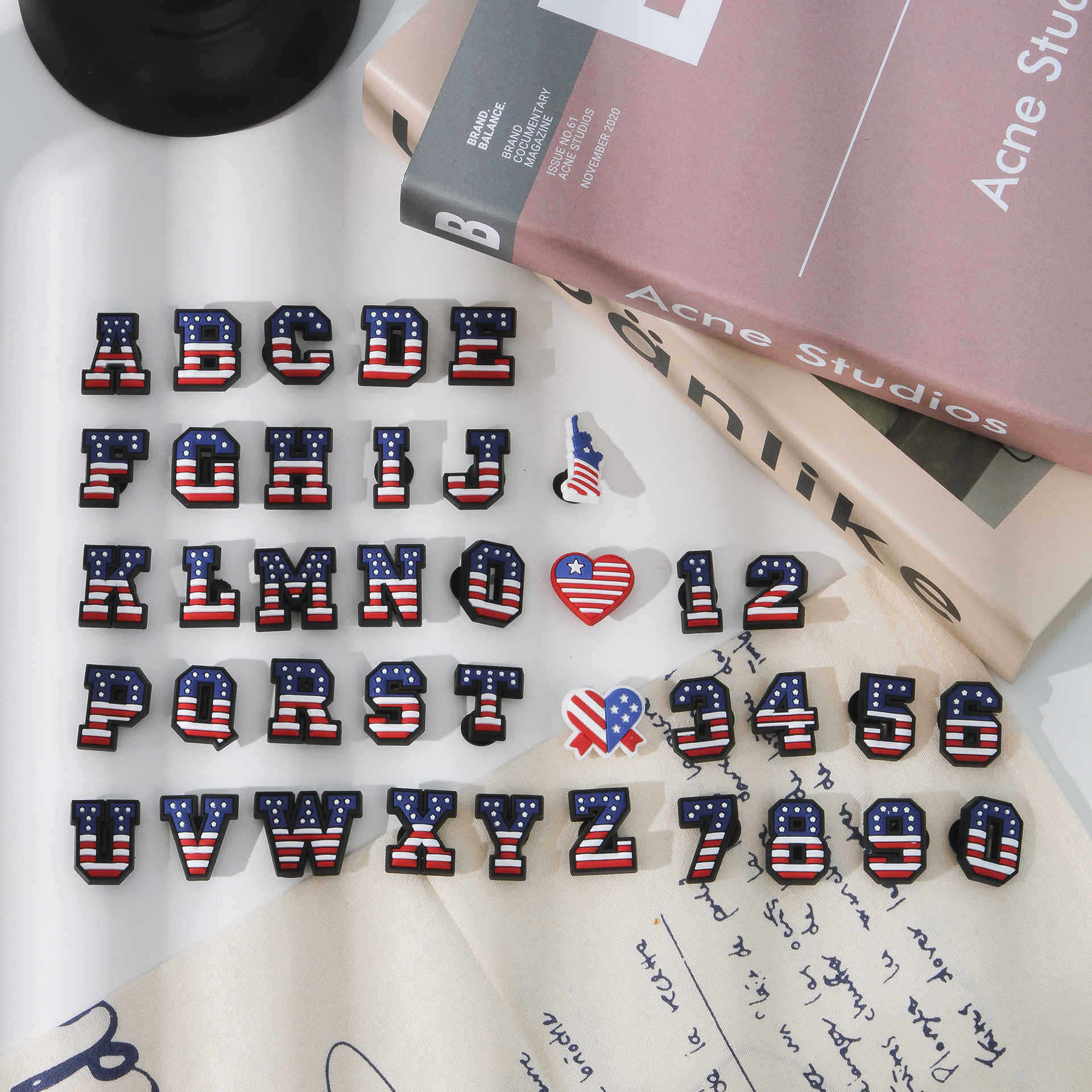 Shoe Buckle Personalized Creative Buckle Shoe Flower Shoe Accessories DIY Decoration Removable Cartoon Cross-Border Cute Hole Accessories