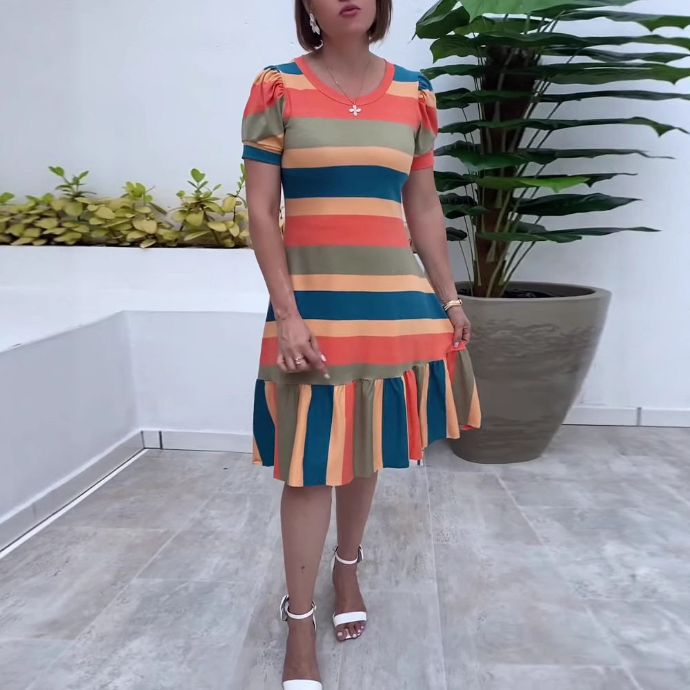 Summer Casual Color Block Floral Print Short Sleeve Round Neck Dress for Women Trendy Design Perfect for Daily Wear