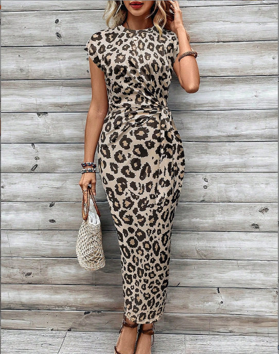 Elegant Striped Maxi Dress Waist Tie Short Sleeve Round Neck Summer Fashion for Women Wholesale Available