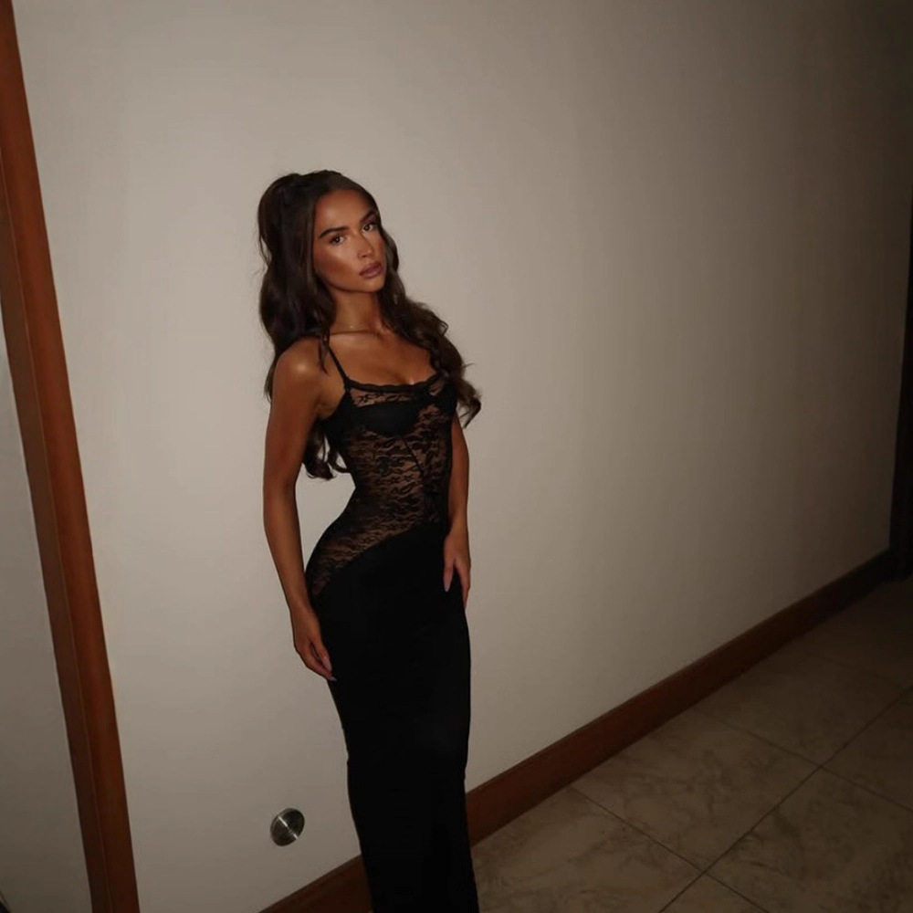 Sexy Lace Trimmed Maxi Dress Spaghetti Straps Flowy Silhouette Elegant Design Perfect for Summer Events Wholesale