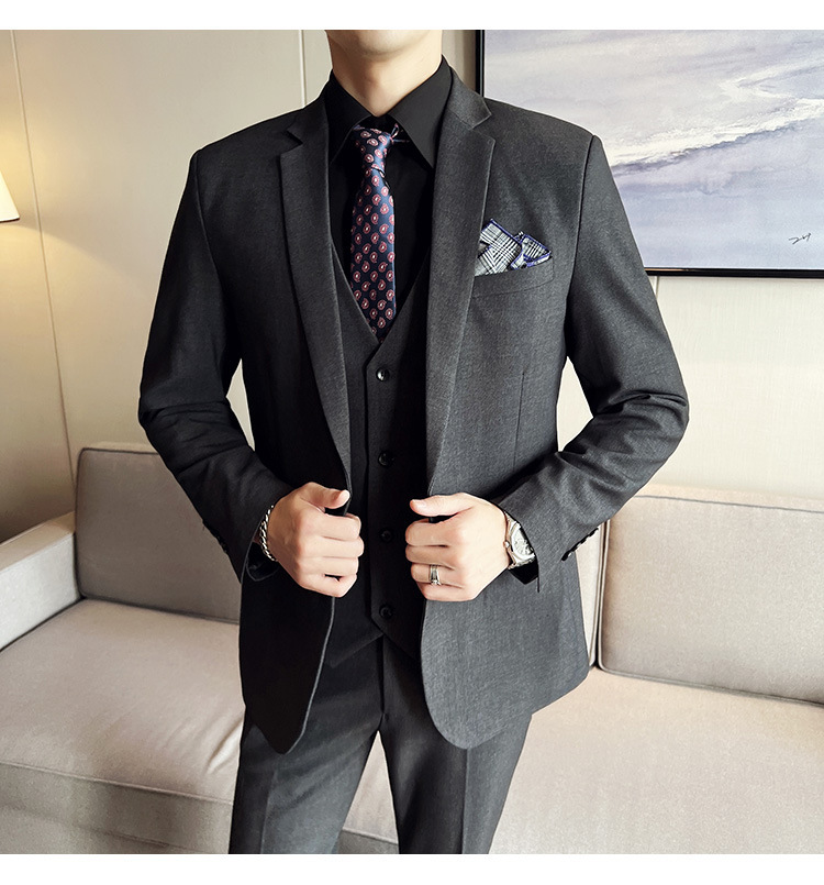 Bộ com-lê nam ba mảnh dáng ôm, áo vest một hàng khuy phong cách công sở — Màu xám (áo một nút + áo vest + quần), Màu xanh (áo một nút + áo vest + quần), Màu đen (áo một nút + áo vest + quần), Màu xanh navy (áo một nút + vest + quần)