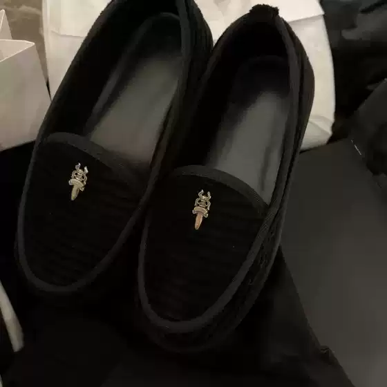 Dark Retro Loafers for Men and Women, Corduroy Slip-On Pleated Flat Loafers, Thick-Soled Old Money Style Bread Shoes