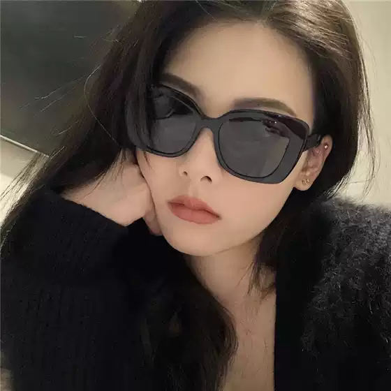 New European and American Style Hollow-Out Fashion Sunglasses for Women, High-End Luxury, Same Style as on Xiaohongshu, Light Luxury Personality Sunglasses Wholesale