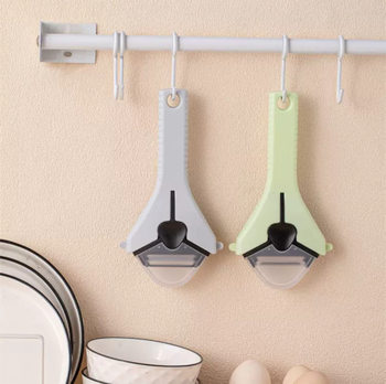 Three-in-one creative melon planing fruit peeling knife potato melon planing knife fruit and vegetable peeling scraping knife grater knife