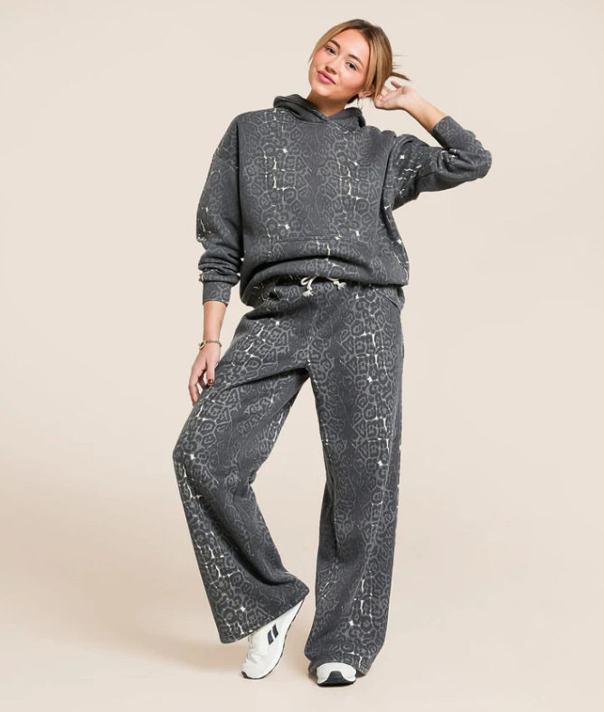 Womens Fashion Hooded Sweatshirt and Wide Leg Pants Set Leopard Print Casual Style Winter Wholesale Available