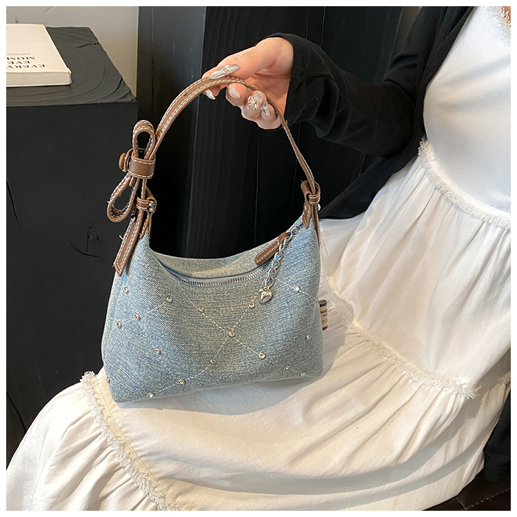 O1CN01ui0yMD1yV4GWMIp7X !!2212088006583 0 cib