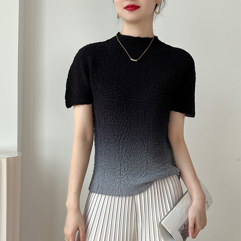 (Mới) Mã T2039 Giá 1190K: Áo Thun Nữ Dotdc Ngắn Tay Hàng Mùa Hè Trông Trẻ Hơn Tuổi Thời Trang Nữ Chất Liệu G04 Sản Phẩm Mới, (Miễn Phí Vận Chuyển Toàn Quốc).
