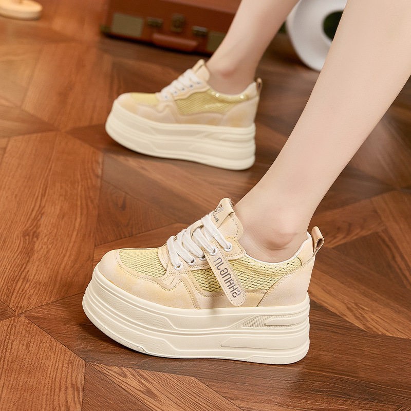 Sandal cao gót nữ hở mũi quai ngang đế xuồng gót 8 cm — Trắng, Vàng