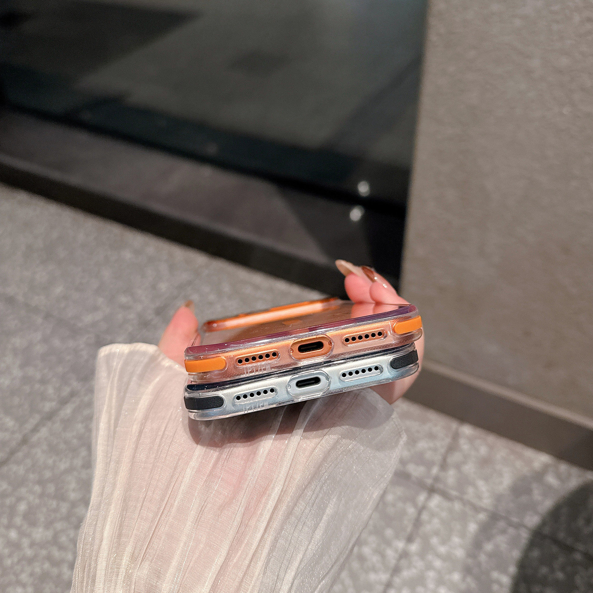 Suitable for Iphone17Promax Mobile Phone Case Two-Color Ice Color Magnetic Suction 17Air Apple 16Pm Anti-Fall Protective Cover